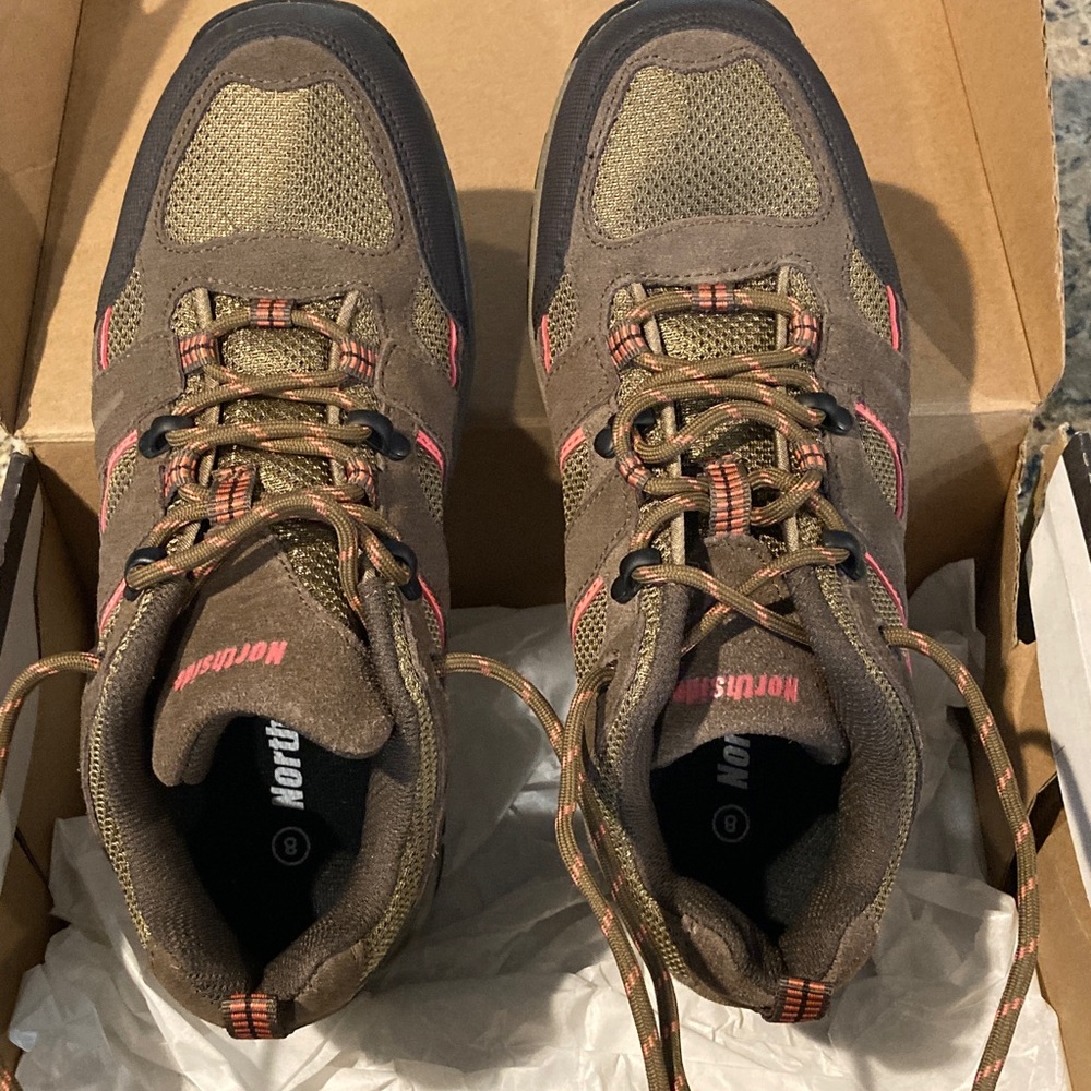 Trail/Hiking Shoes